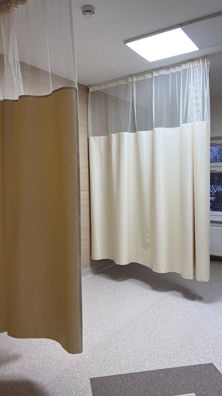 Бежевая водоотталкивающая штора SG Medical